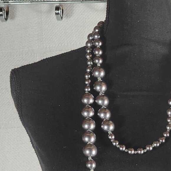 Chicos Chunky Grey Silver Tone Metal Graduated Bead Link Long 64"-68.5" Necklace - Picture 6 of 16